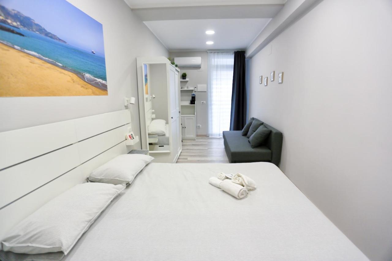 Ag Luxury Rooms 지아르디니낙소스 외부 사진