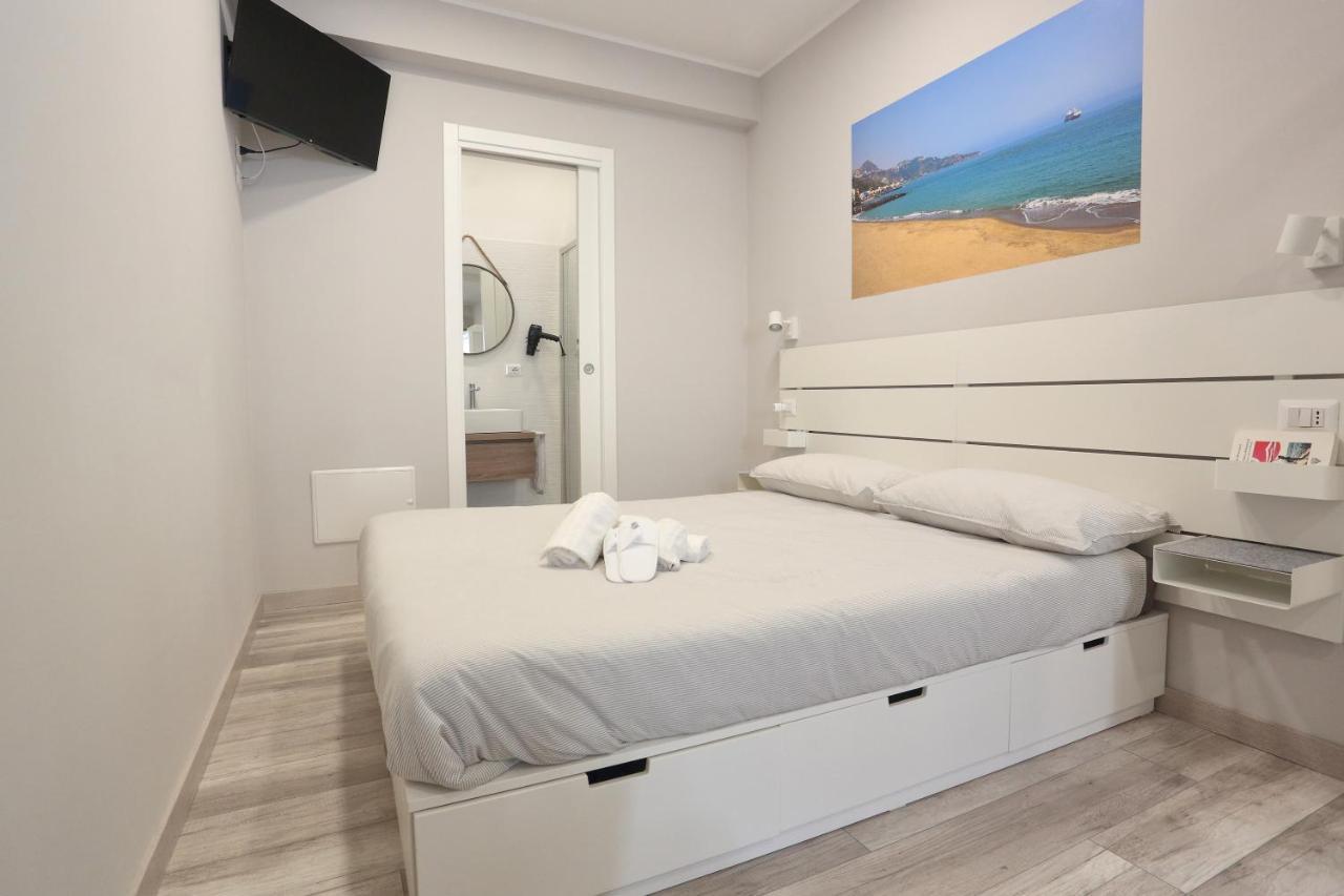 Ag Luxury Rooms 지아르디니낙소스 외부 사진
