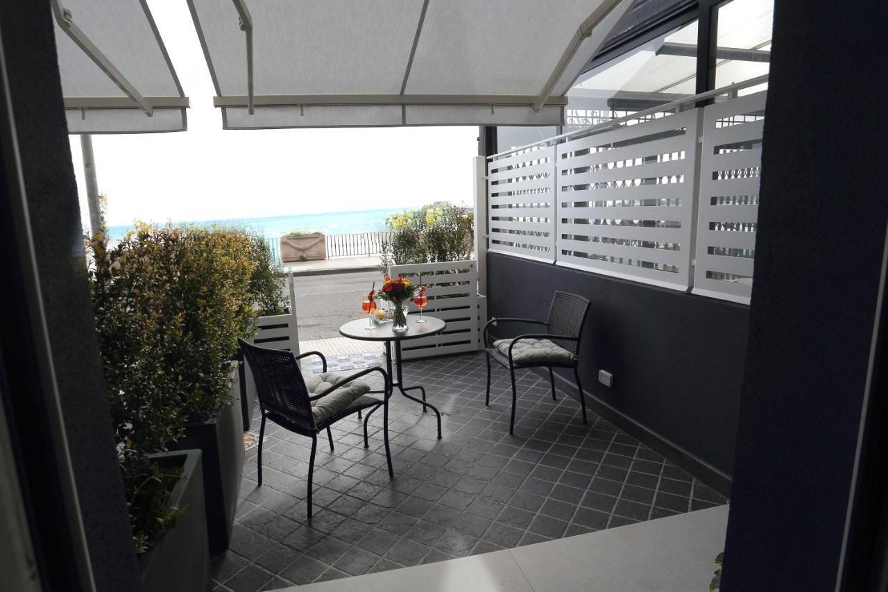 Ag Luxury Rooms 지아르디니낙소스 외부 사진