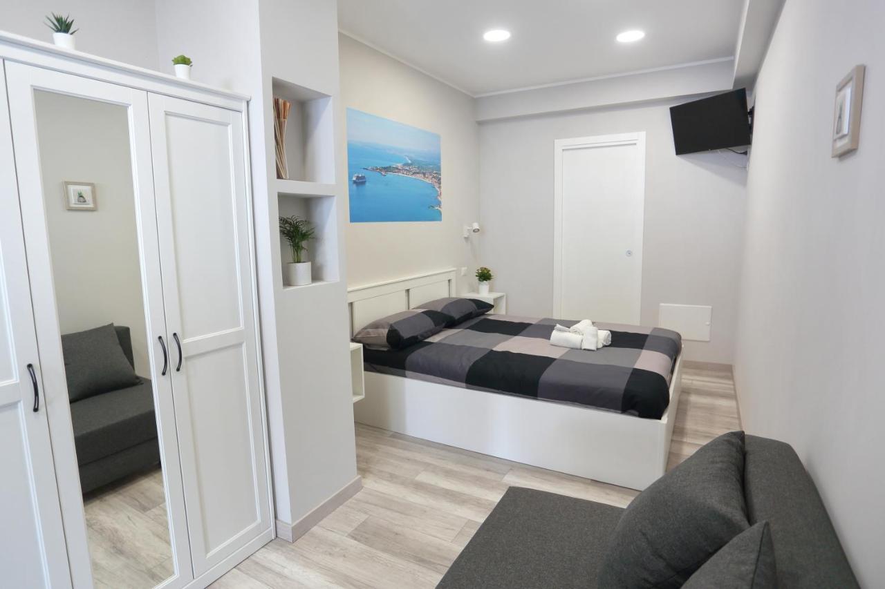 Ag Luxury Rooms 지아르디니낙소스 외부 사진