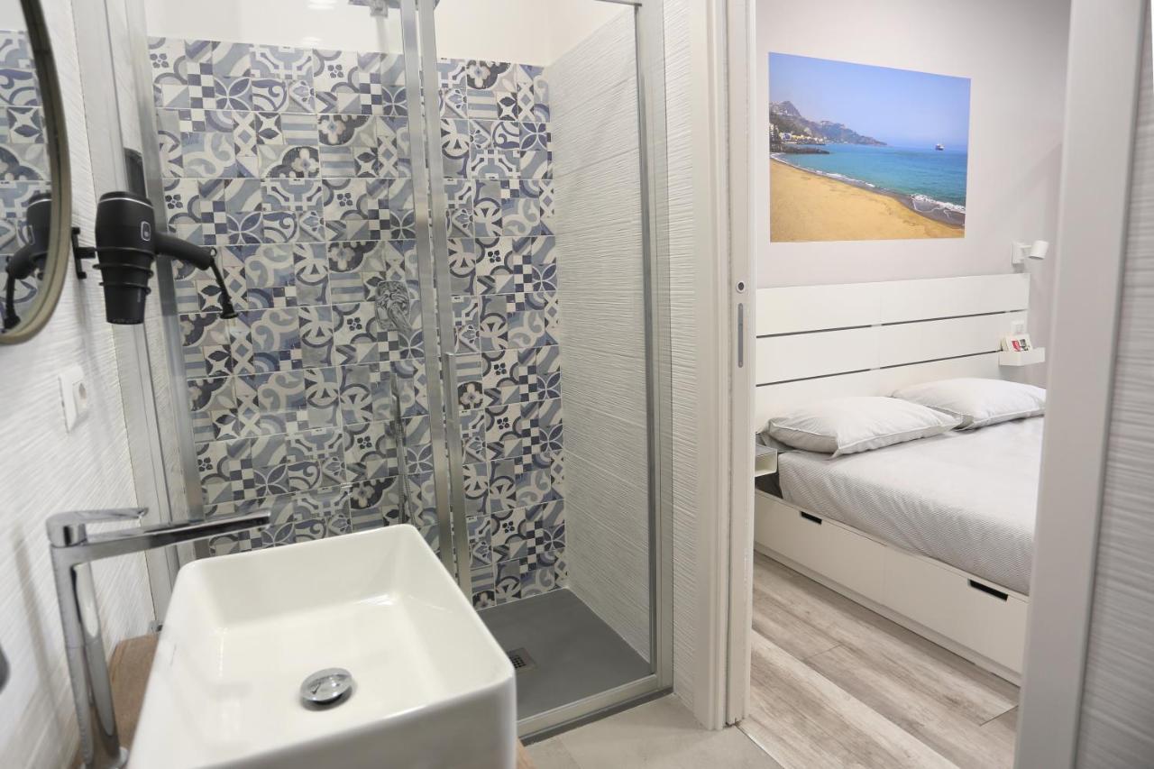 Ag Luxury Rooms 지아르디니낙소스 외부 사진